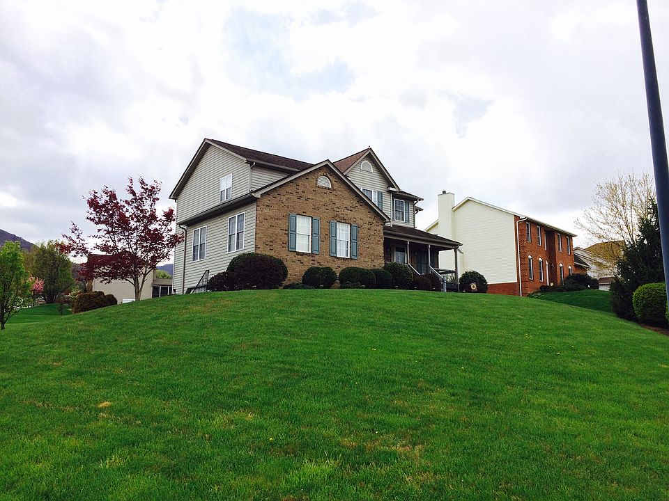 1st image of 5935 Monet Dr