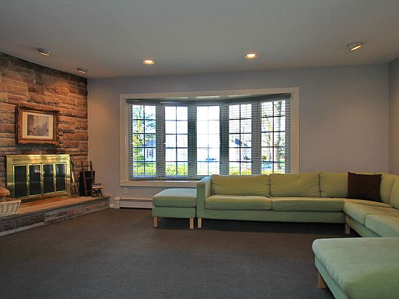Living Room w/ Fireplace