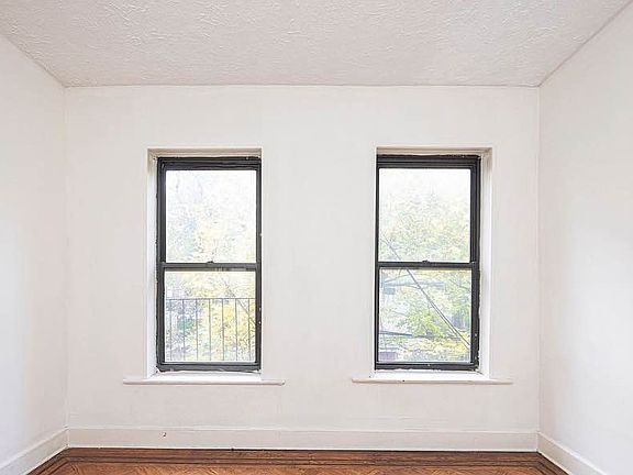 3rd image of 2081 Dean St #1A