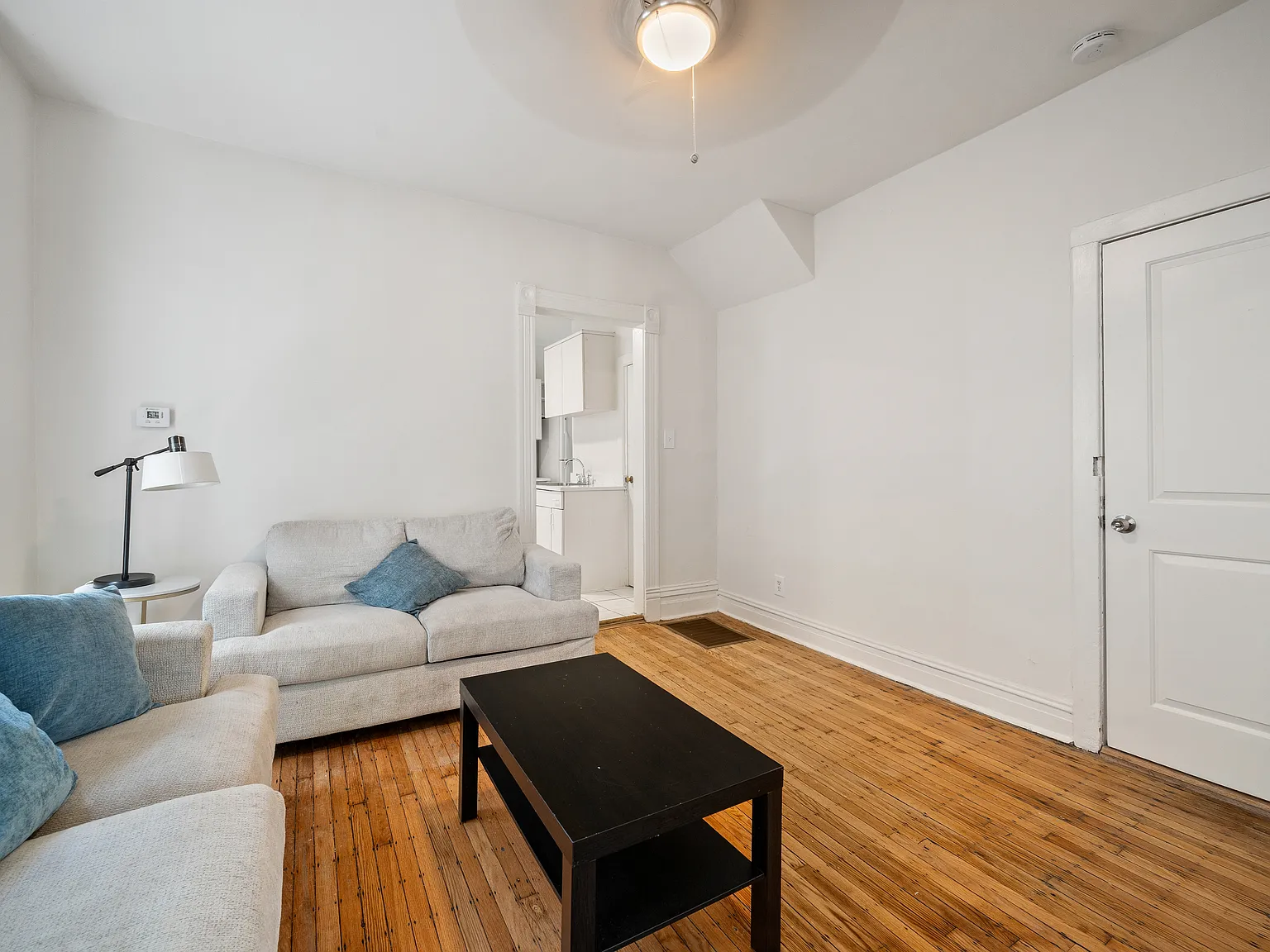 2 bed, 1500 sqft, $2,650 — Photo 3
