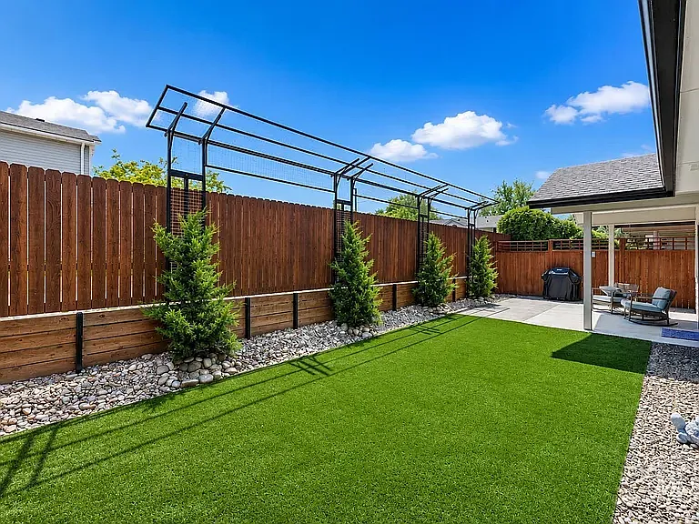 2439 E Hidden Creek St — Photo 6