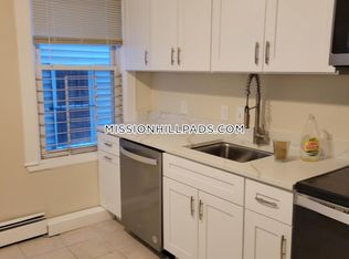 19 Sachem St #5, Roxbury Crossing, MA 02120