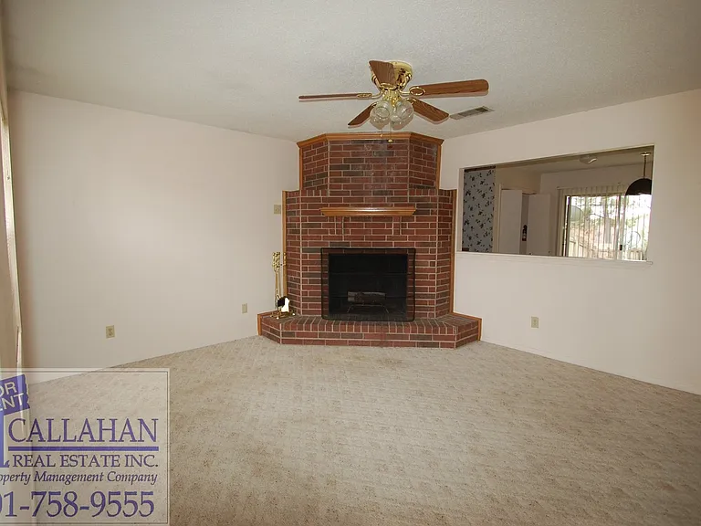 7 Southland Dr — Photo 2