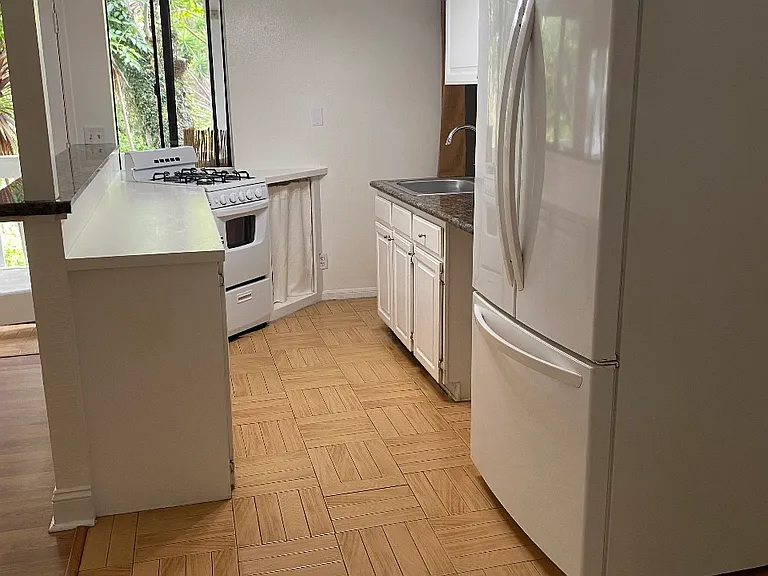 31494 West St #B — Photo 12