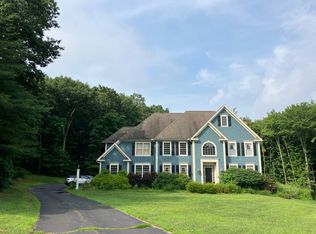 121 Atwater Rd, Collinsville, CT 06019