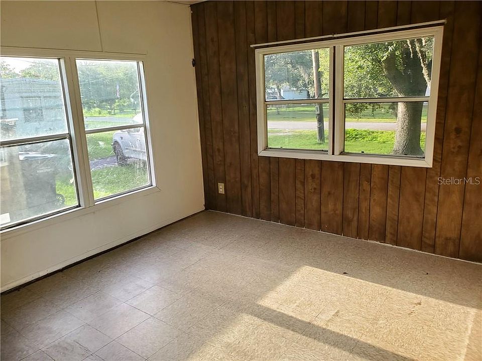2nd image of 4119 Glen Rd