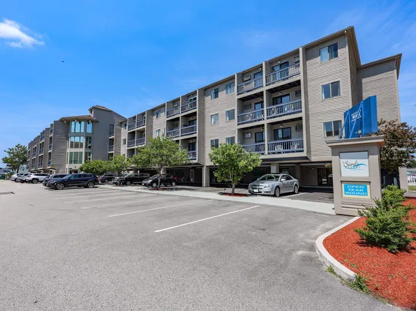32 Ashworth Avenue #437, Hampton, NH 03842