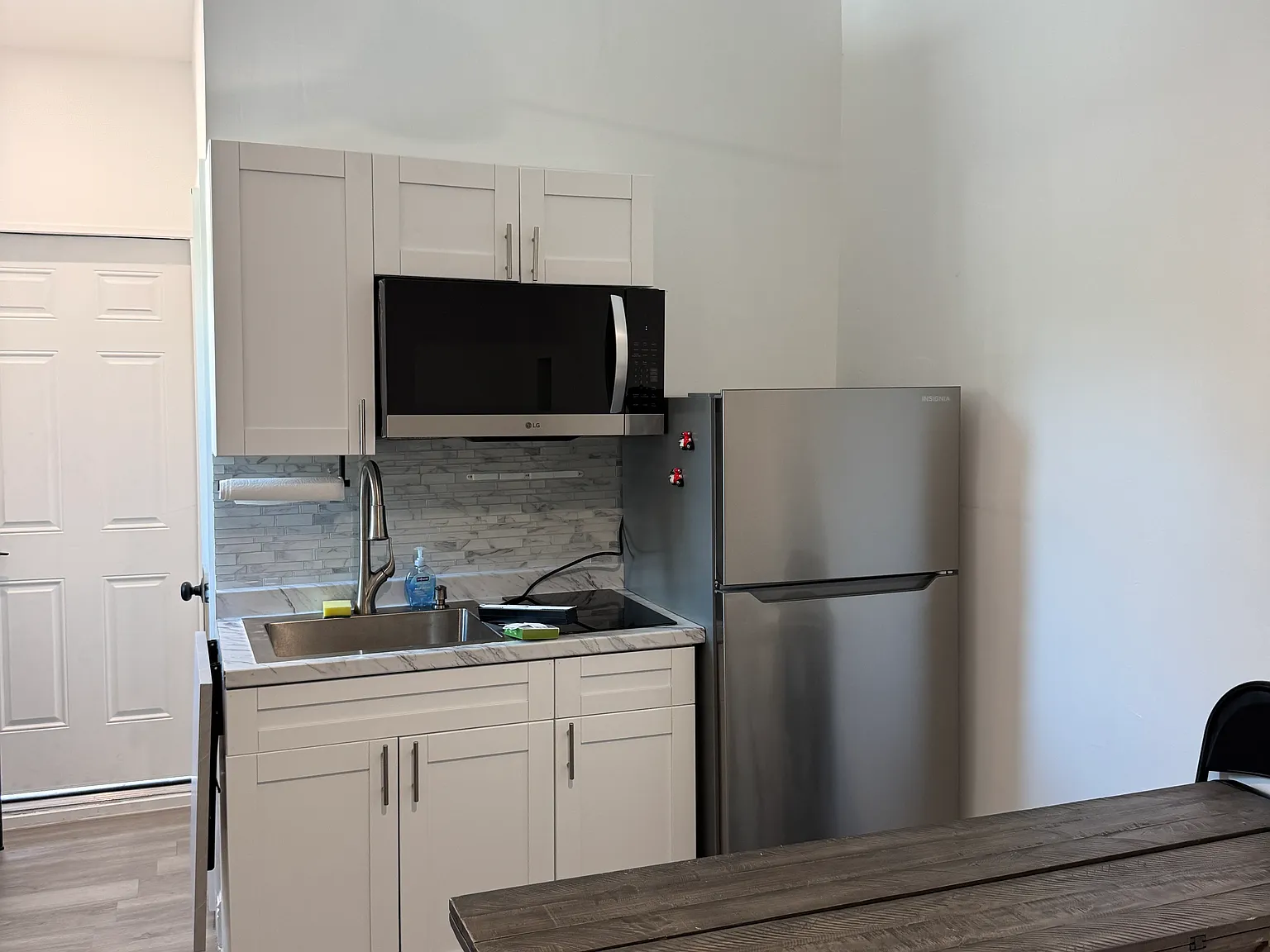 4170 NE 15th Ave — Photo 1