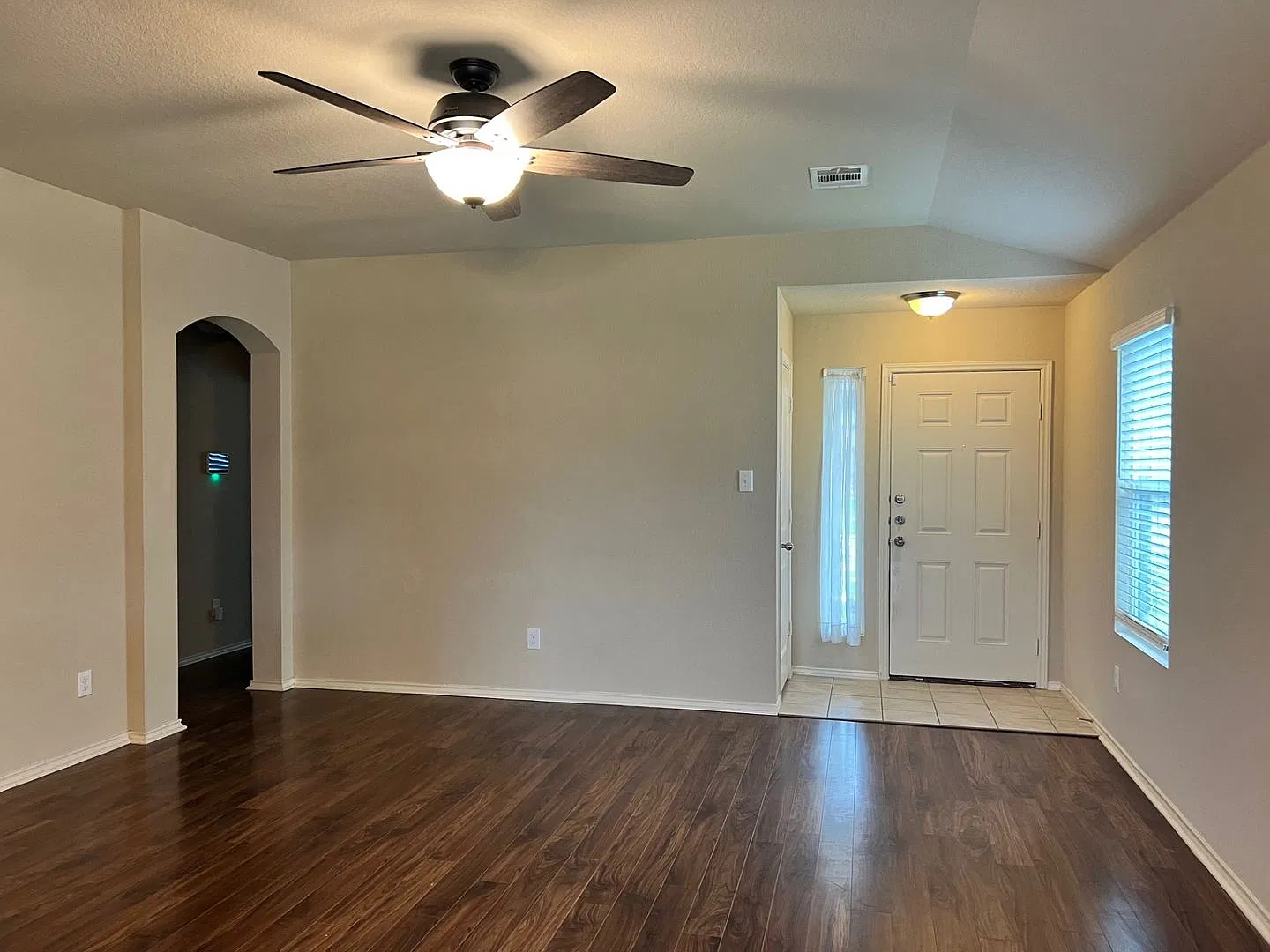 Great Home In The Meadows — Photo 3