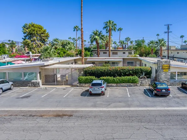 832 Riverside Pl #2, Palm Springs, CA 92264