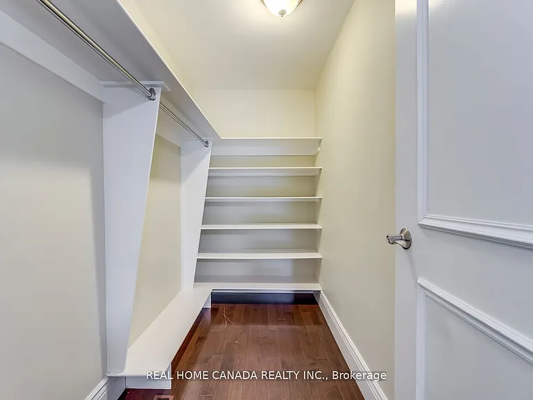 82 Arkendo Dr — Photo 19