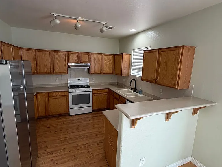 3814 Kit Fox St — Photo 6