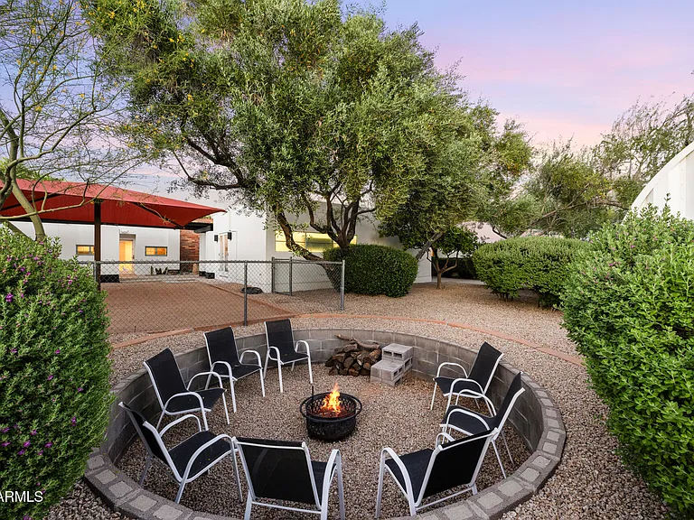 8556 E Sharon Dr — Photo 35