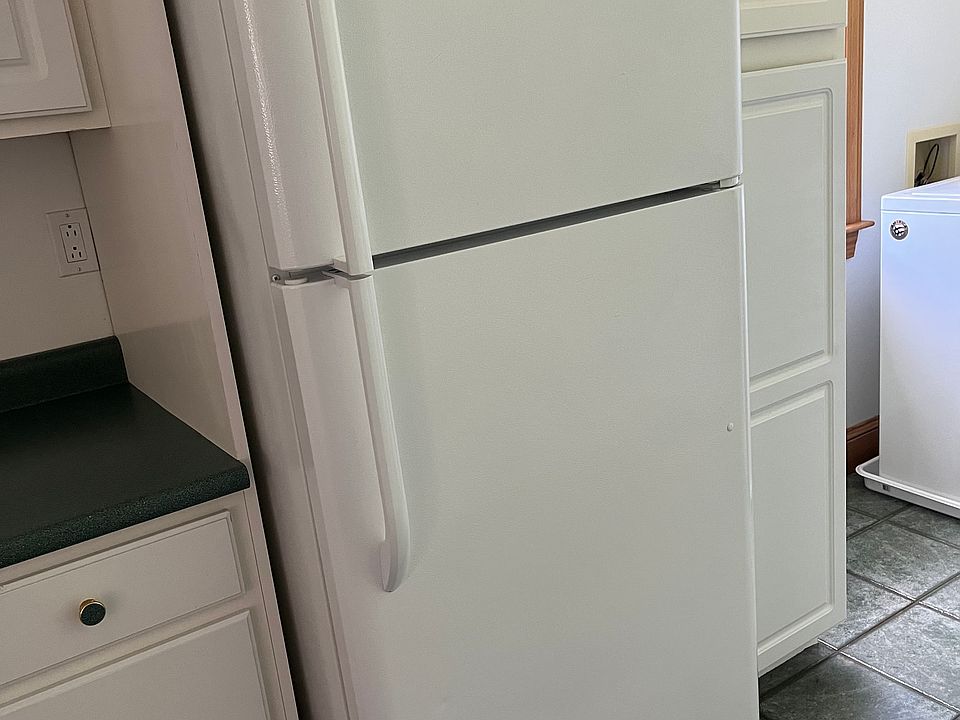 124 Spring St Bridgewater MA Zillow