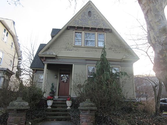 2nd image of 37 Elysian Ave