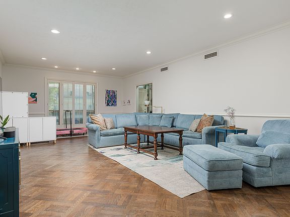 3rd image of 6126 Averill Way APT 103W