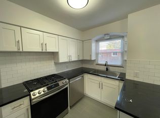 876 Kenwick Rd, Columbus, OH 43209