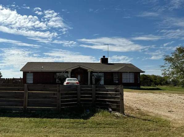 14450 Fm 1346, Saint Hedwig, TX 78152
