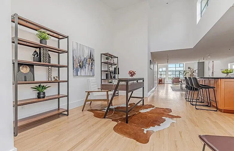 1 bed, 2.0 bath, 1695 sqft, $3,700 — Photo 4