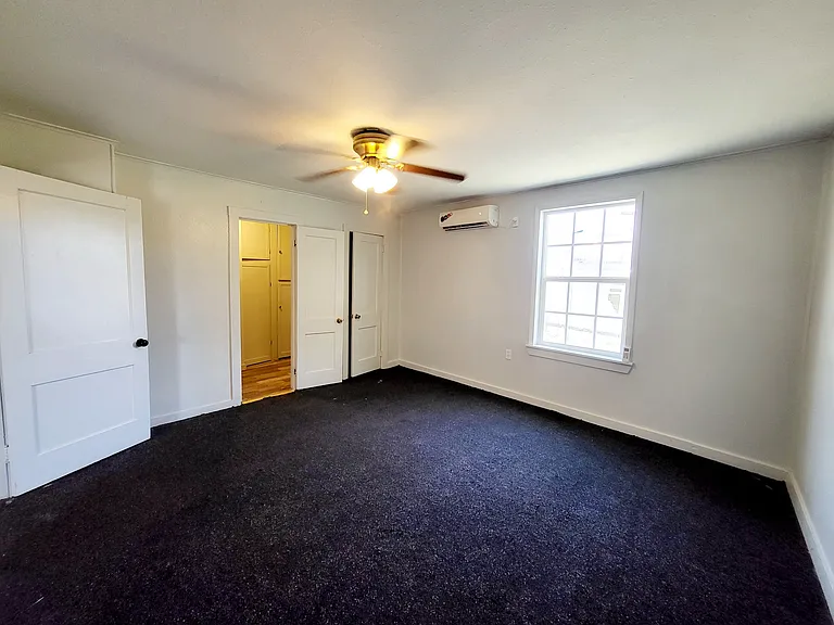 1205 S Lancaster St — Photo 14
