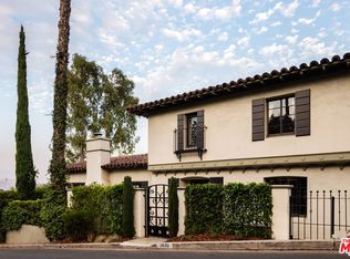 3690 Shannon Rd, Los Angeles, CA 90027