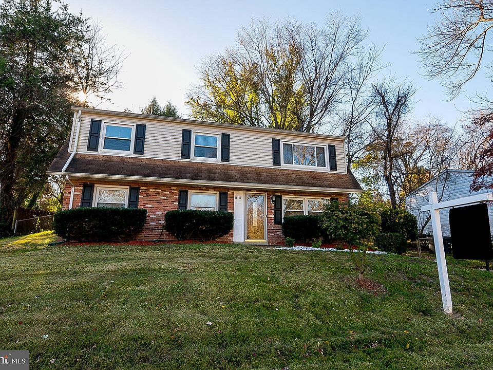 1st image of 16311 Village Dr W