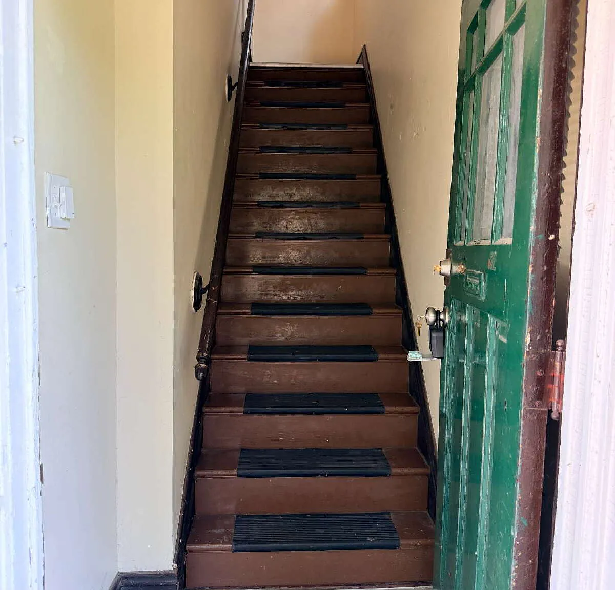 1 bed, 1.0 bath, $750 — Photo 1