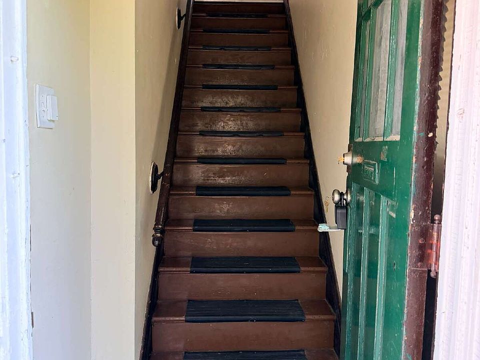 1st image of 3702 Bates St #2F
