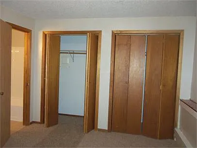 327 W Fifth Ave - 6 — Photo 4
