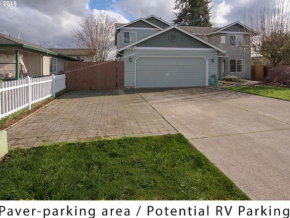 2nd image of 15707 NE 89th St