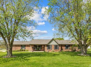 1067 E 1100 S, Brookston, IN 47923