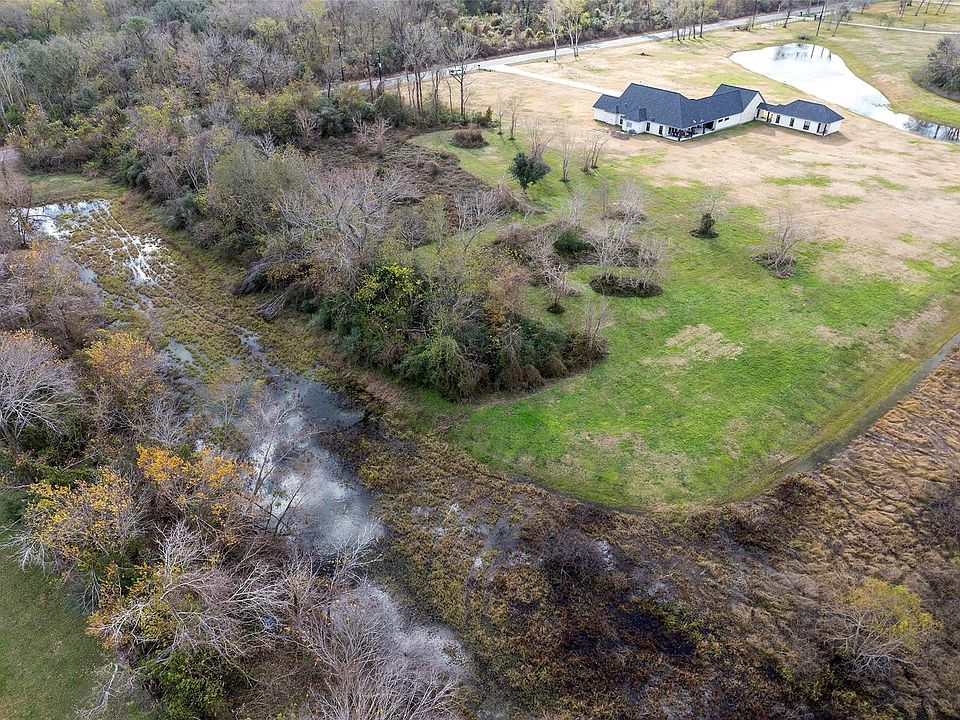 1st image of 702 County Road 34