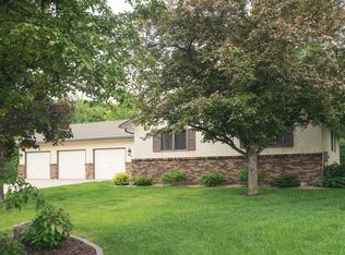 417 Butternut Ln SE, Saint Michael, MN 55376