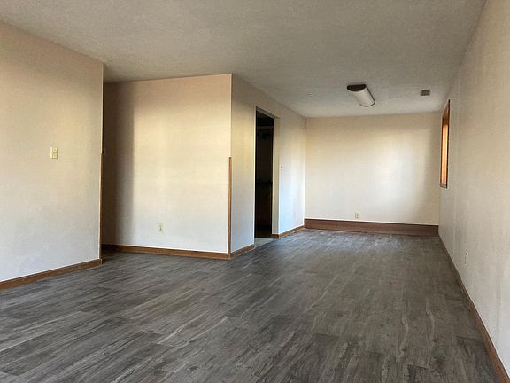 4th image of 526 Oak Glen Dr #G