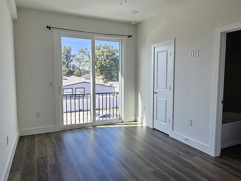 3609 53rd St #2 — Photo 38