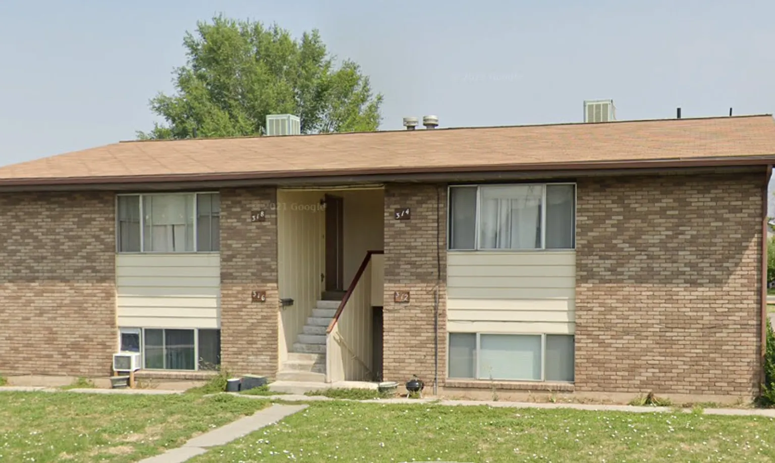 450 N 4-plex — Photo 1