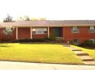 1302 Van Buren Ave, Tupelo, MS 38801