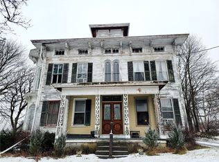 17 Otsego St, Canajoharie, NY 13317