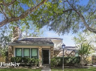 15814 Maple Manor Dr, Houston, TX 77095