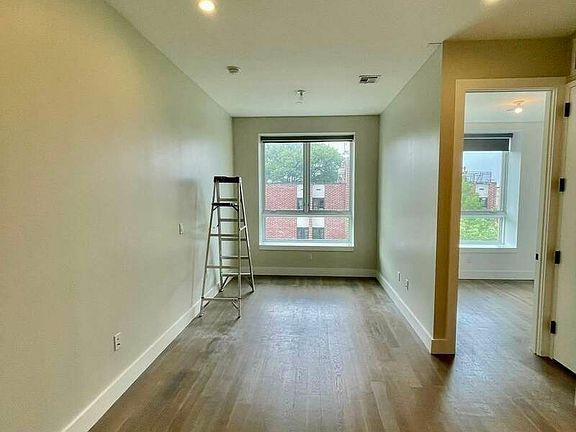 3rd image of 494 Gates Ave #F4