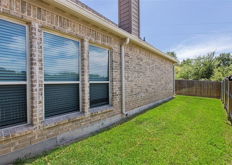 1st image of 2201 Highland Villa Ln #2201