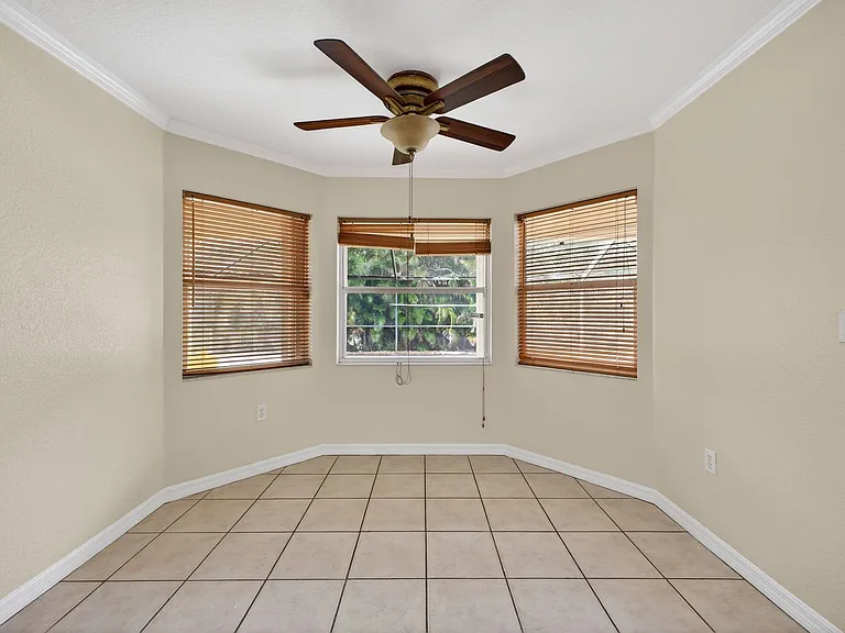 6890 Circle Dr — Photo 16
