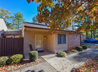 305 Windward Dr SW #305, Roanoke, VA