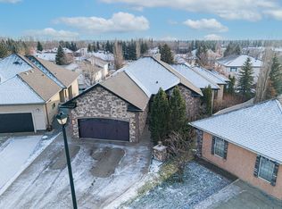 23 Kingsmoor Clos, Saint Albert, AB T8N 0X2