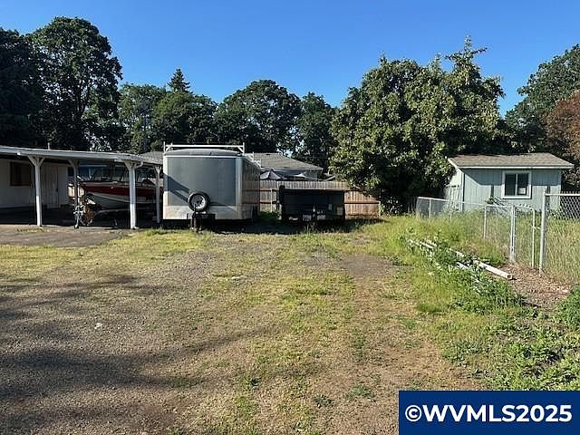 2nd image of 400 Blk Gregory Ln SE