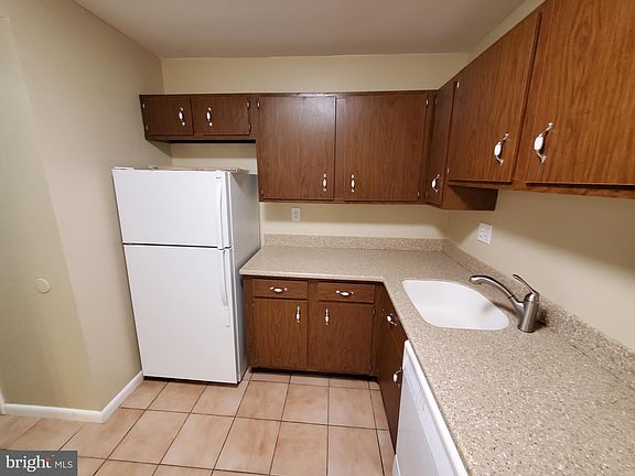 5th image of 106 Big Chimney Br Unit 18-3