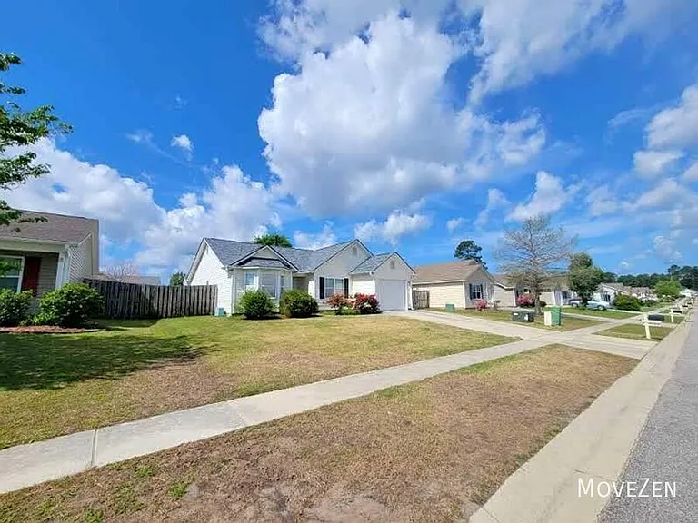 1347 Parkland Way — Photo 14