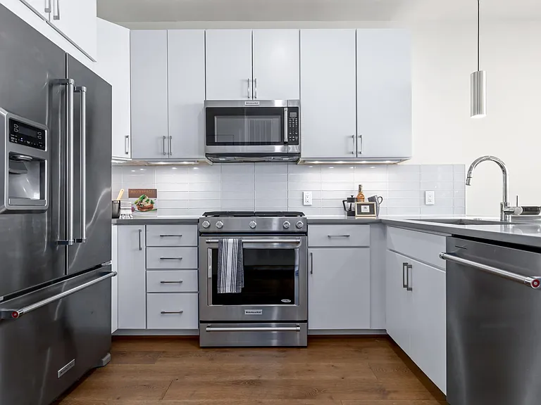 2337 Champlain St NW #209 — Photo 5
