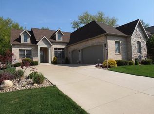 18441 Summer Wind Ln, South Bend, IN 46637