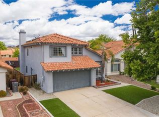 25060 Via Las Lomas, Murrieta, CA 92562